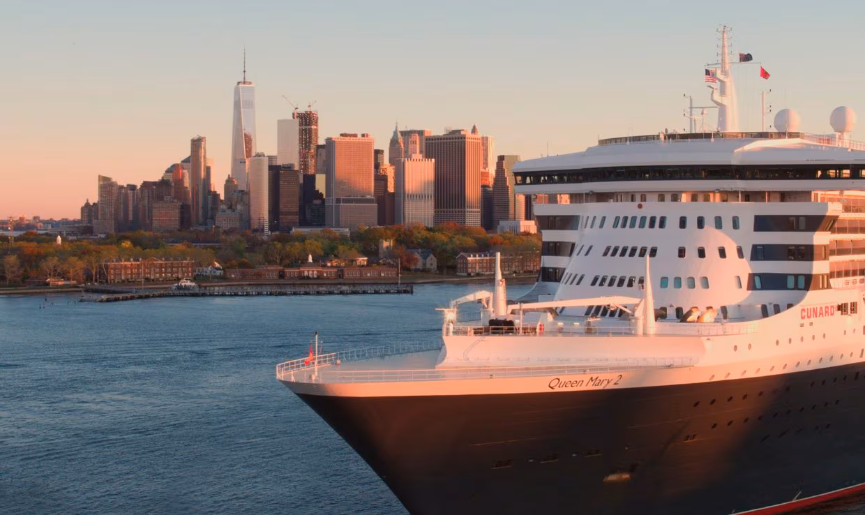 Queen Mary 2 in New York City