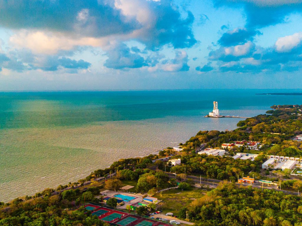 Boulevard Bahia waterfront Chetumal