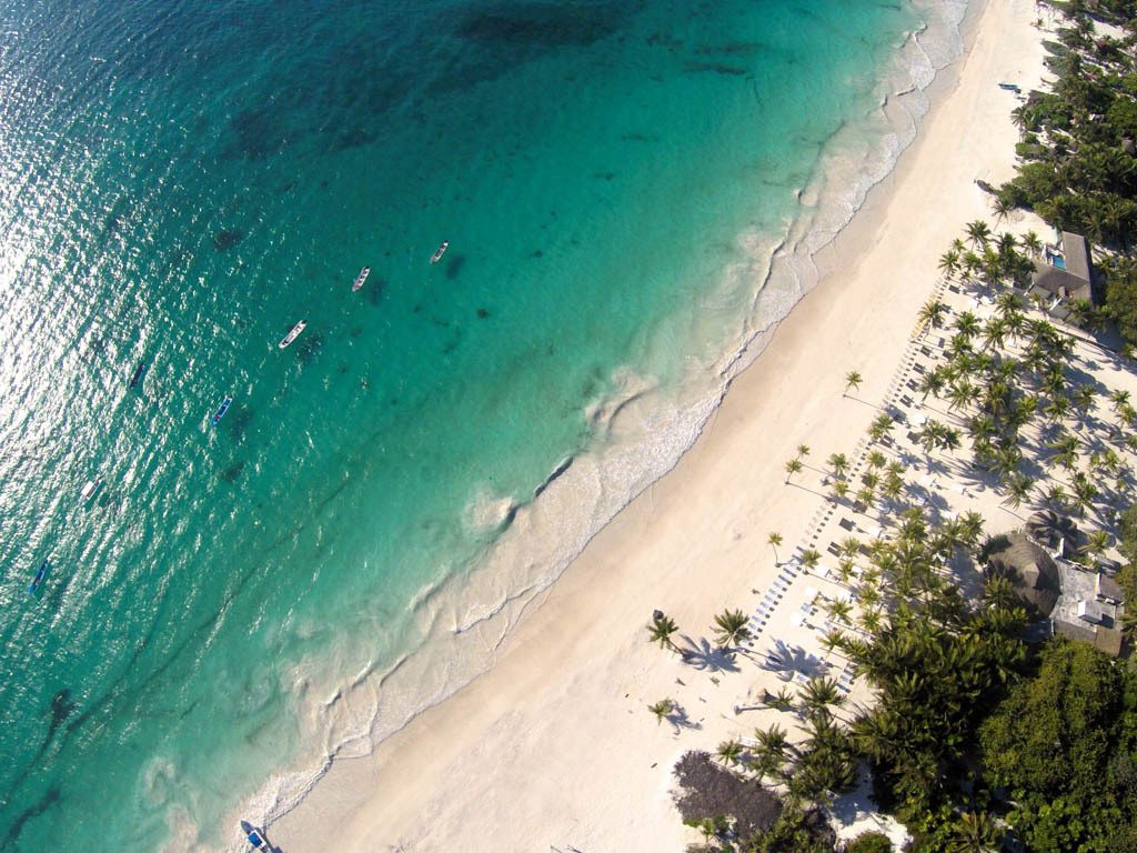 Conrad Tulum resort relaxation area