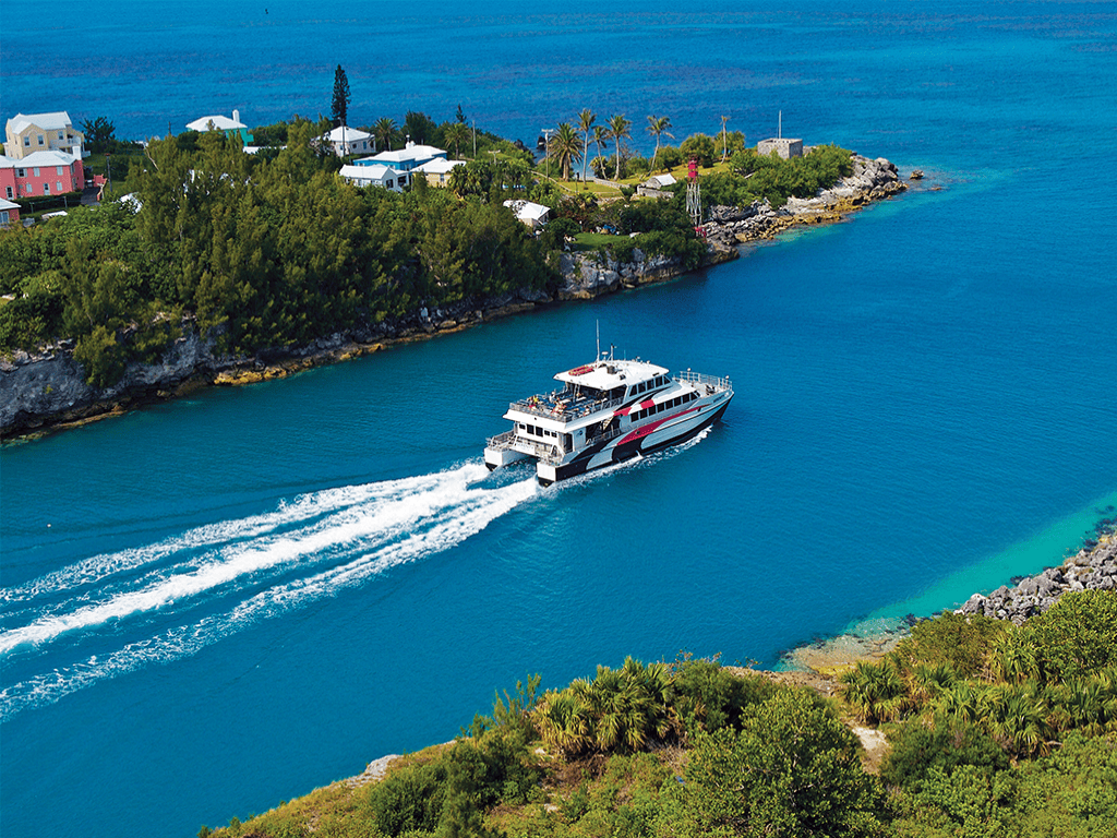 Bermuda Ferry taking passengers