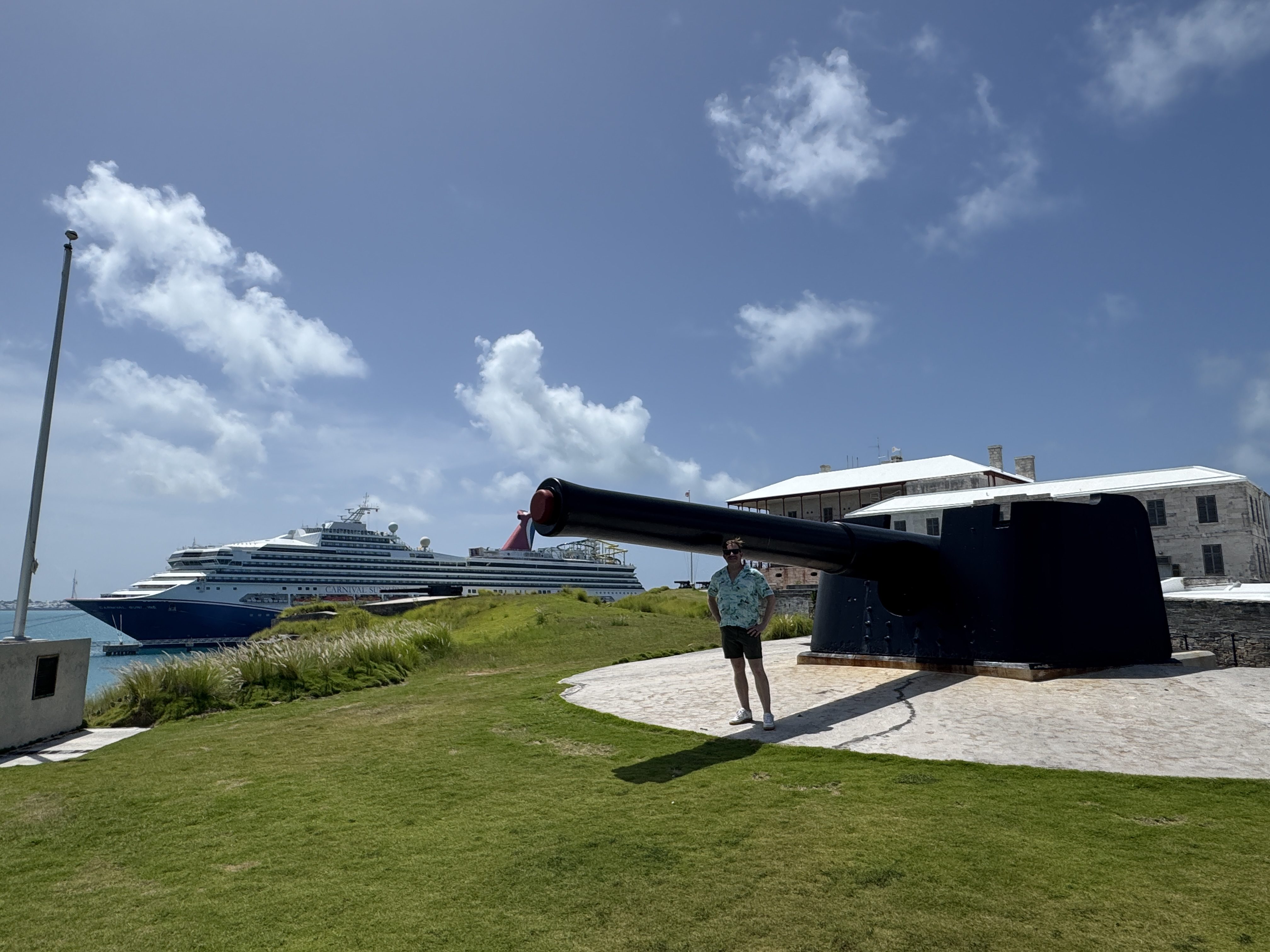 Massive artillery guns at the fort