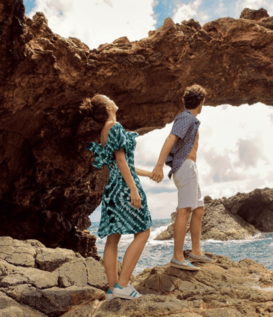 Couple hiking in Aruba