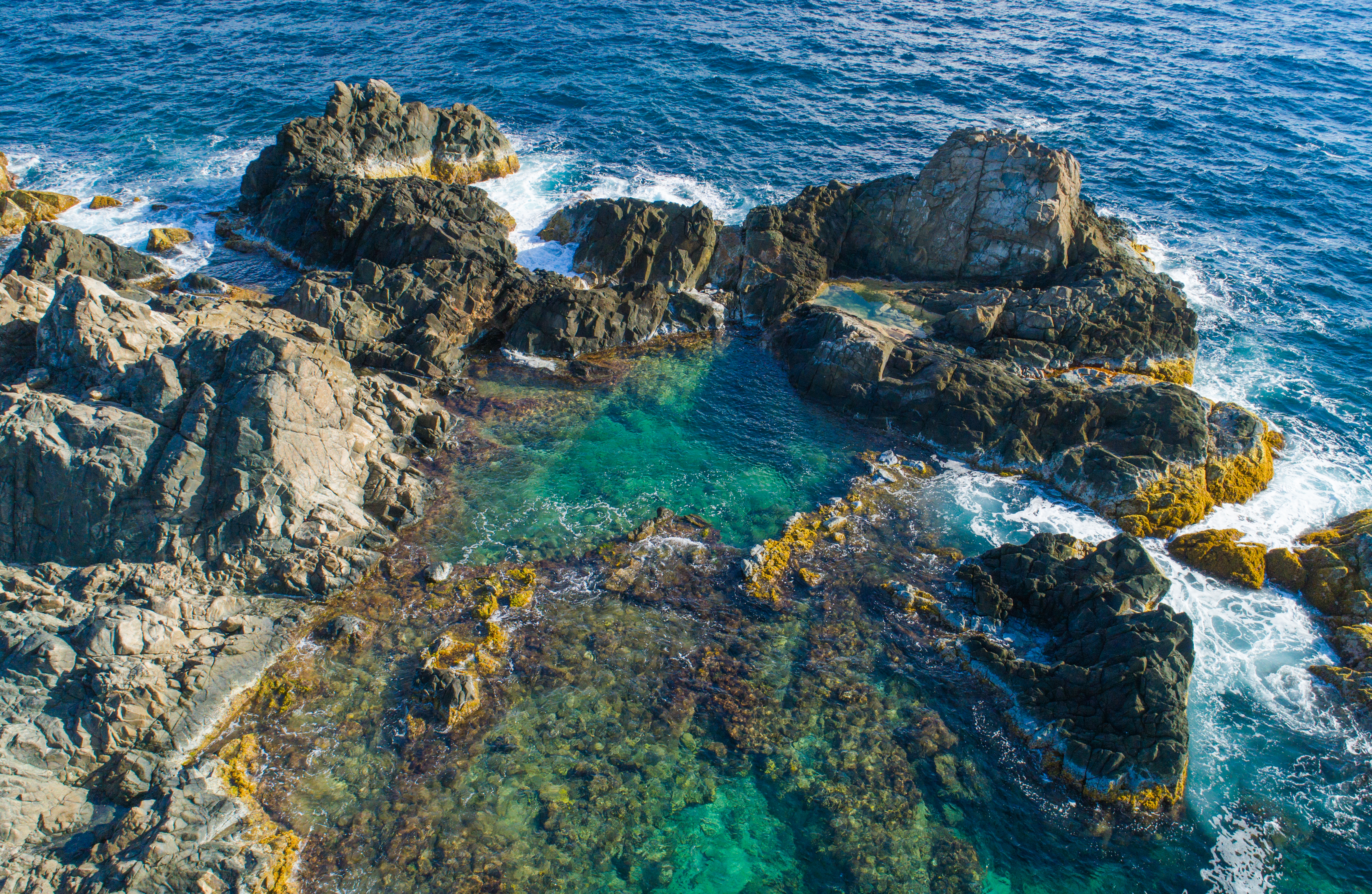 Rock coves in Aruba